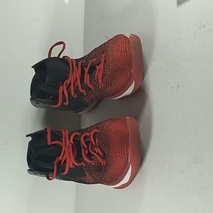 Nike Air Jordan Xxxi Flynit Banned Edition Size 11 Red And Black Sneakers.